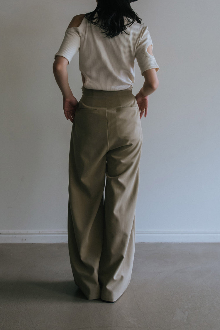 beige